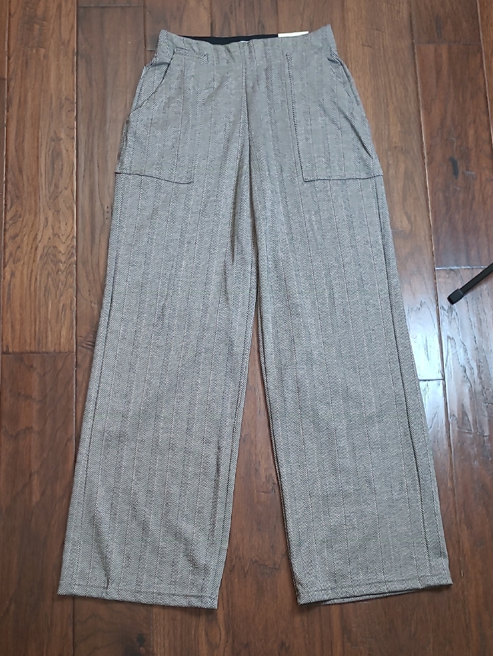 NWT Max Studio Black & Tan Herringbone Wide Leg Trousers size Small
